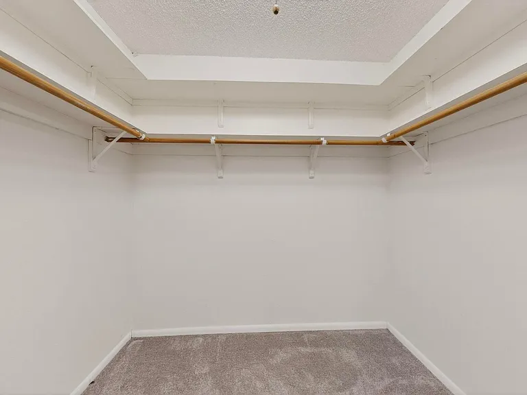 8445 Chambers Ct NE #D — Photo 31