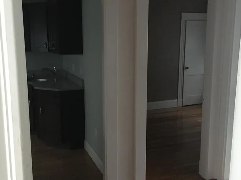 244 Austin St — Photo 10