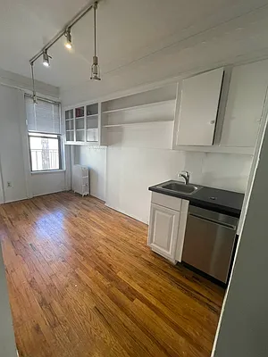 Rented by Best Apartments North Inc | media 13