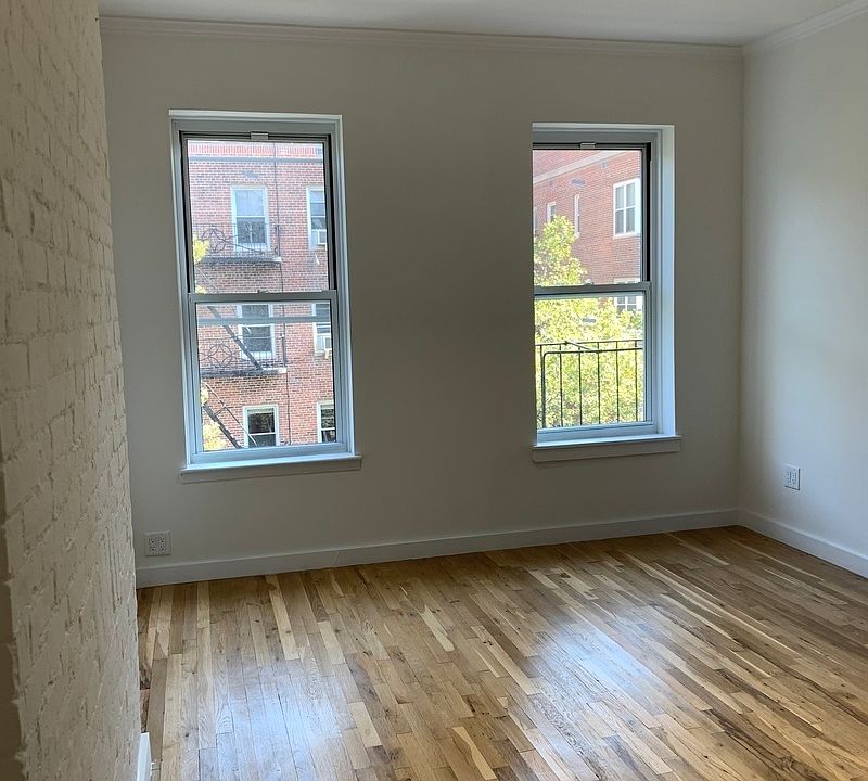 1st image of 324 E 77th St #2A