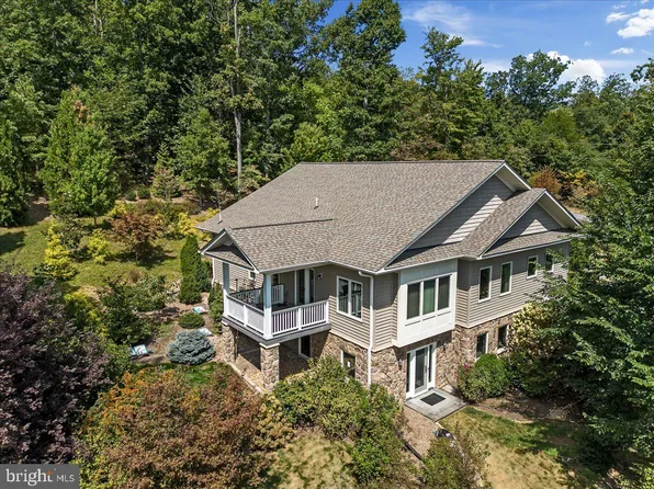 127 Hightail Ln, Winchester, VA 22603