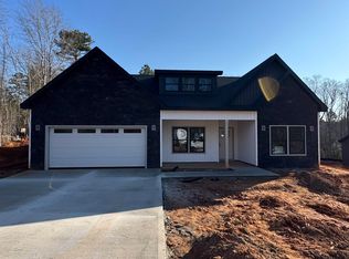 169 Nicholls Dr, Spartanburg, SC 29301