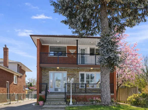 117 Harding Ave, Toronto, ON M6M 3A4