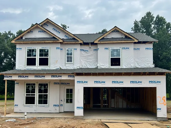 384 Crimson Feather Dr, Jefferson, GA 30549