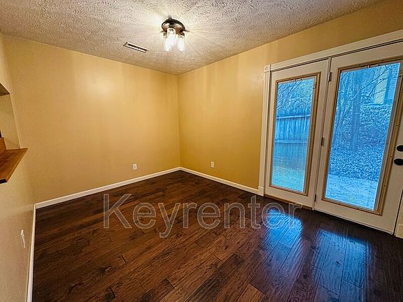 3rd image of 2705 Sood Rd APT C