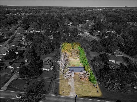 3rd image of 5056 Salem Rd