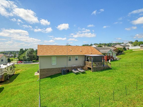 5th image of 104 Comanche Way