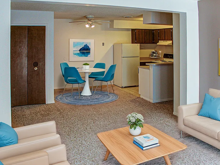 Marianne Manor Apartments — Photo 58
