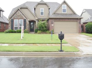 26955 E 122nd St S, Coweta, OK 74429