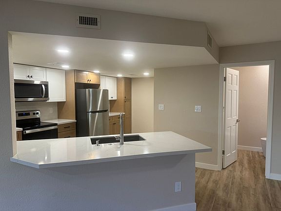 3rd image of 11244 N Saguaro Blvd APT 102