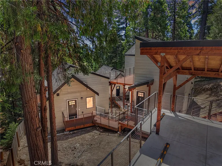 441 Oriole Dr #3 — Photo 43