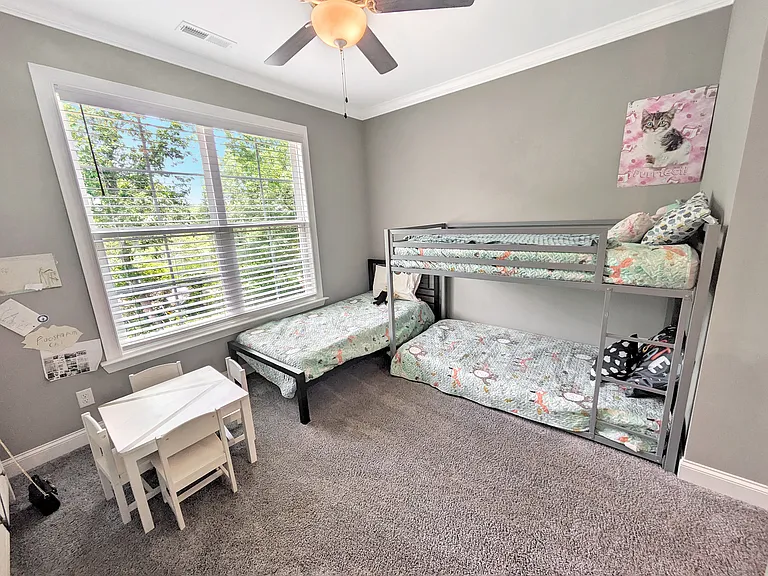 1612 Auburndale Ave — Photo 24