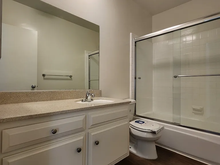 10138 Palms Blvd #19 — Photo 14