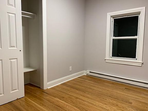 4th image of 12 Osborne St #1A
