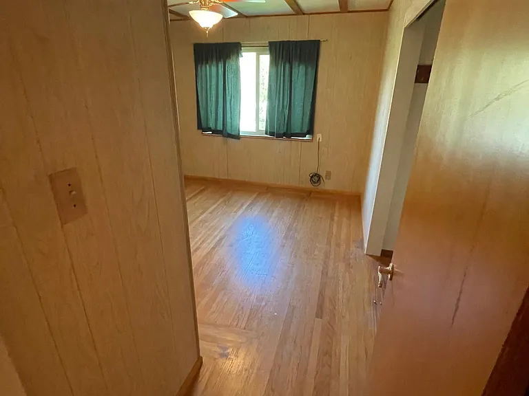 348 Glorietta Blvd — Photo 14