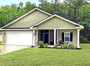 1218 Market St, Darien, GA 31305