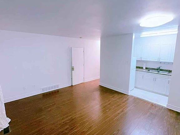 2nd image of 2284 Islington Ave Unit 2