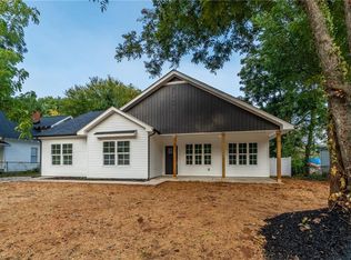 307 4th St, High Point, NC 27260