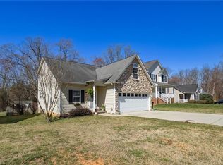 3564 Millie Ln, Pfafftown, NC 27040