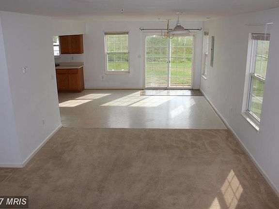4th image of 111 Wood Duck Dr