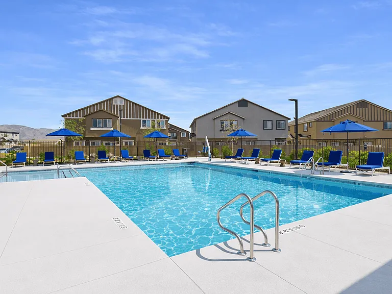 Elkhorn Pointe at Heartland — Photo 17