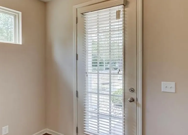 466 Jody Pl — Photo 4