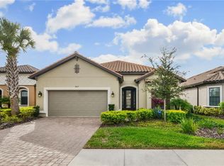 8617 Grand Alberato Rd, Tampa, FL 33647