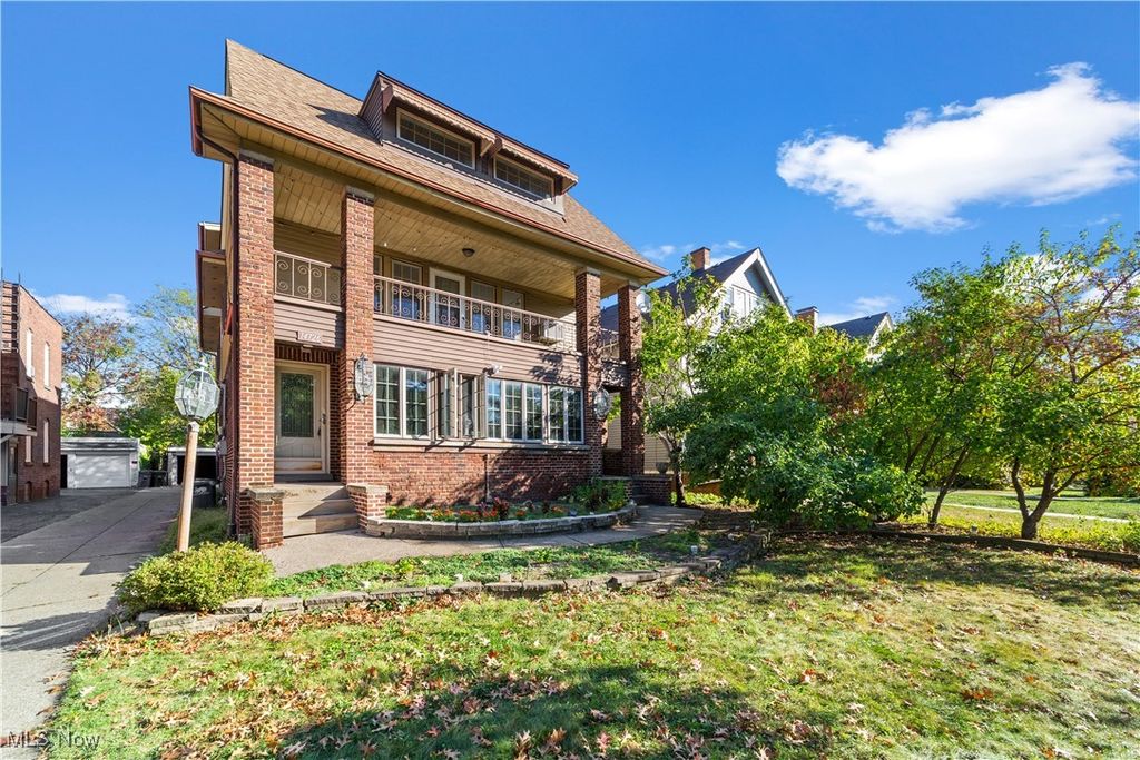 Real estate listing image