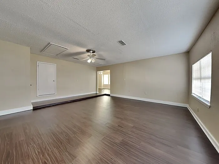 4030 Rustic Trl — Photo 7