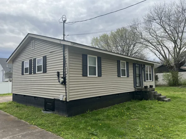 305 Cross Ave, Mount Pleasant, TN 38474