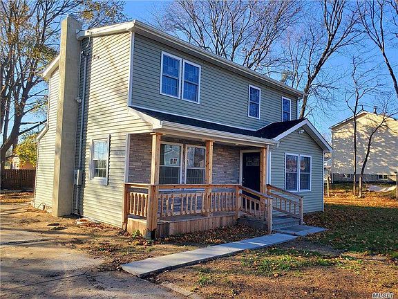 2nd image of 102 S 31st St