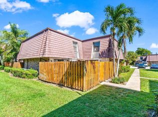 7529 E Courtyard Run E, Boca Raton, FL 33433