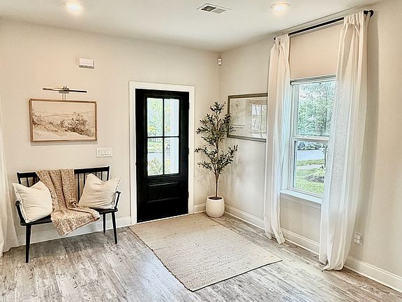 Front Entryway