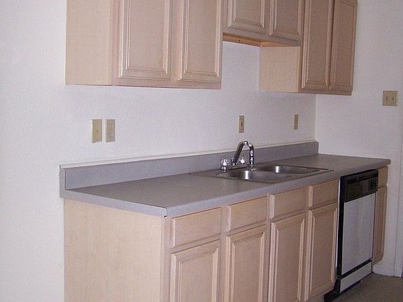 4th image of 1536 Northwood Blvd #2