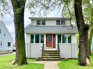 18268 Burnham Ave, Lansing, IL 60438