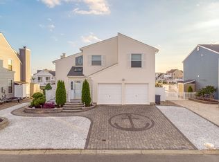 2056 Mill Creek Rd, Manahawkin, NJ 08050