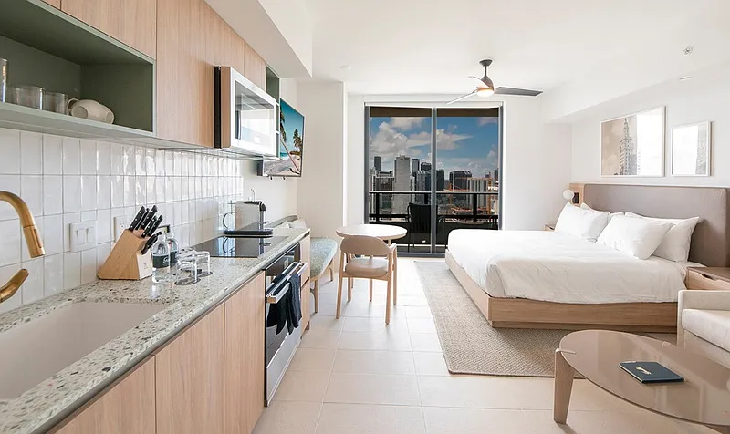 1 bed, 1.0 bath, 591 sqft, $3,000 — Photo 3