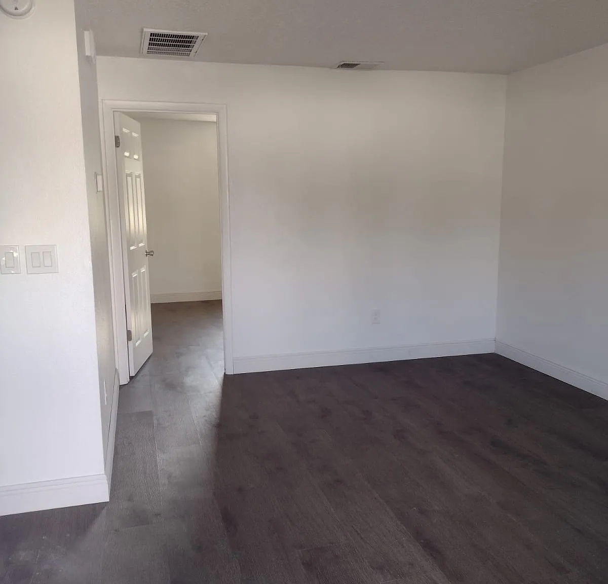 1 bed, 560 sqft, $1,200 — Photo 2