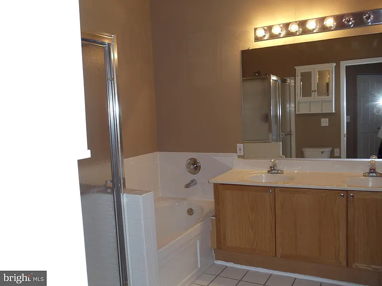 2701 Bellforest Ct #402 — Photo 5