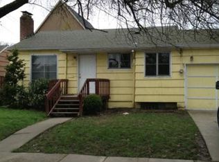 2048 SE Harold St, Portland, OR