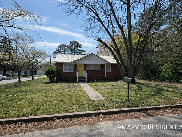 709 Jackson Ln — Photo 7