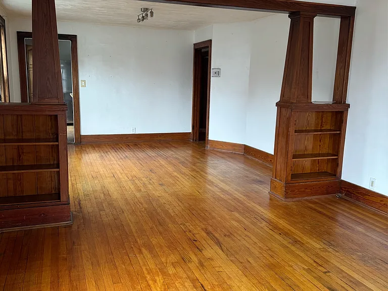 1401 Mather Ave #1 — Photo 5