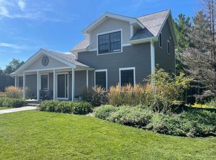 285 Riverview Dr, Charlotte, VT 05445