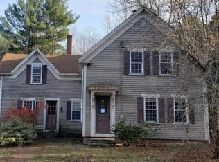 15 S High St, Ashburnham, MA 01430