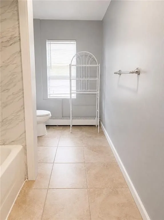 3 bed, 1.0 bath, 600 sqft, $1,950 — Photo 4