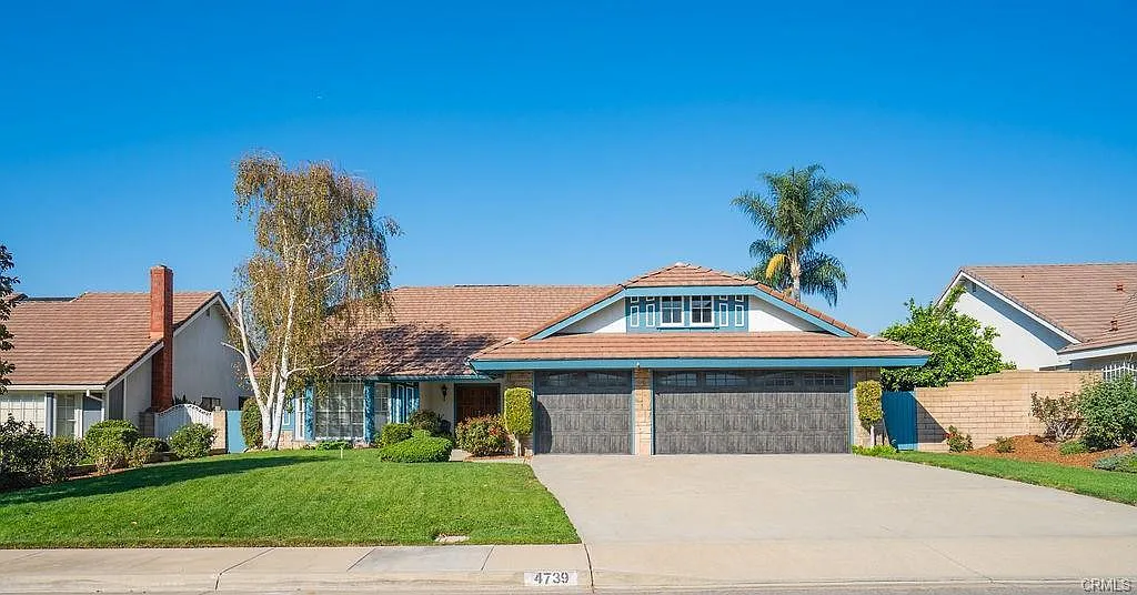 4 bed, 2.5 bath, 2588 sqft, $4,500 — Photo 1