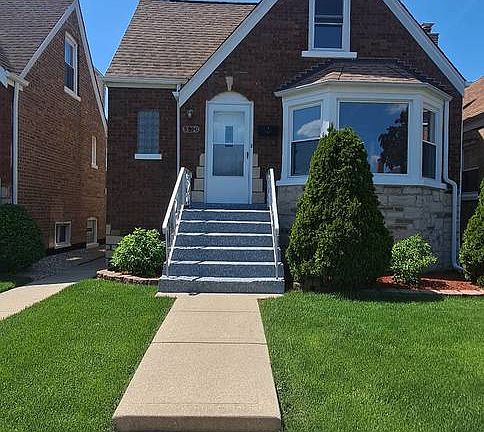 2nd image of 5110 S Latrobe Ave