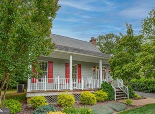 10 Winterberry Ct, La Plata, MD 20646
