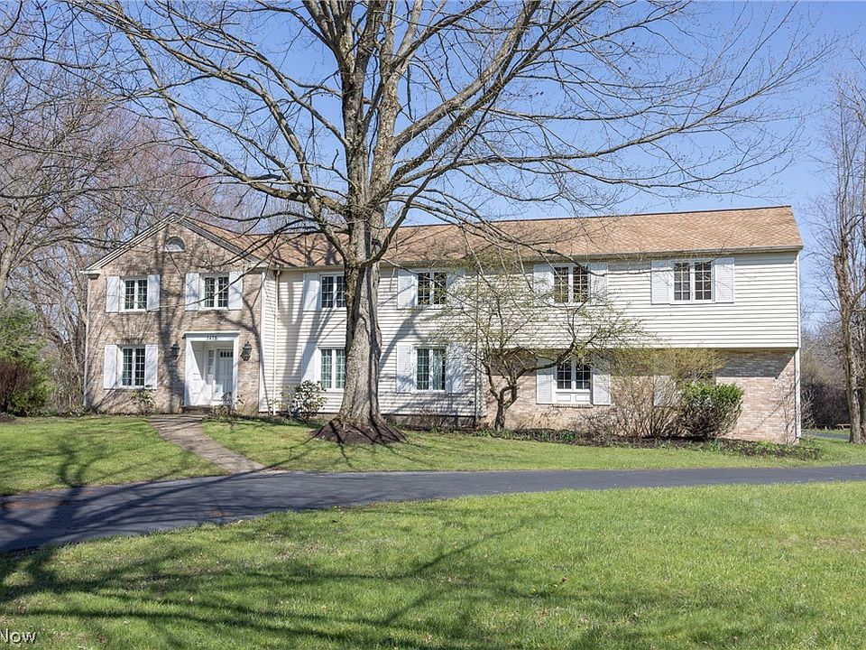 1st image of 3475 Rolling Hills Dr