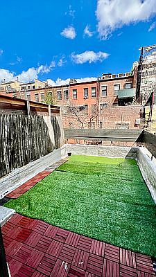 5th image of 57 W 68th St APT 8